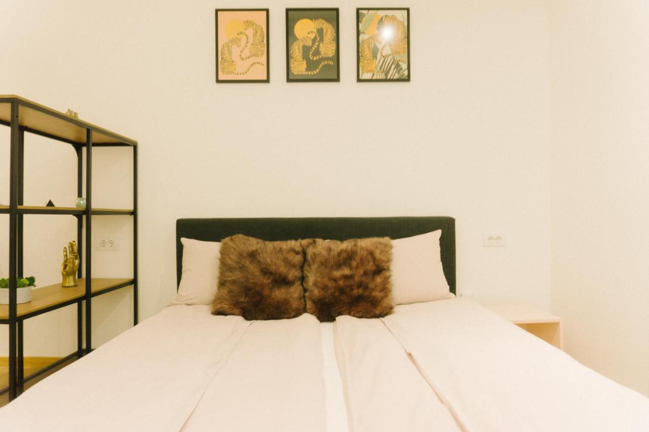 Meebo Apartments Novi Sad Exterior foto